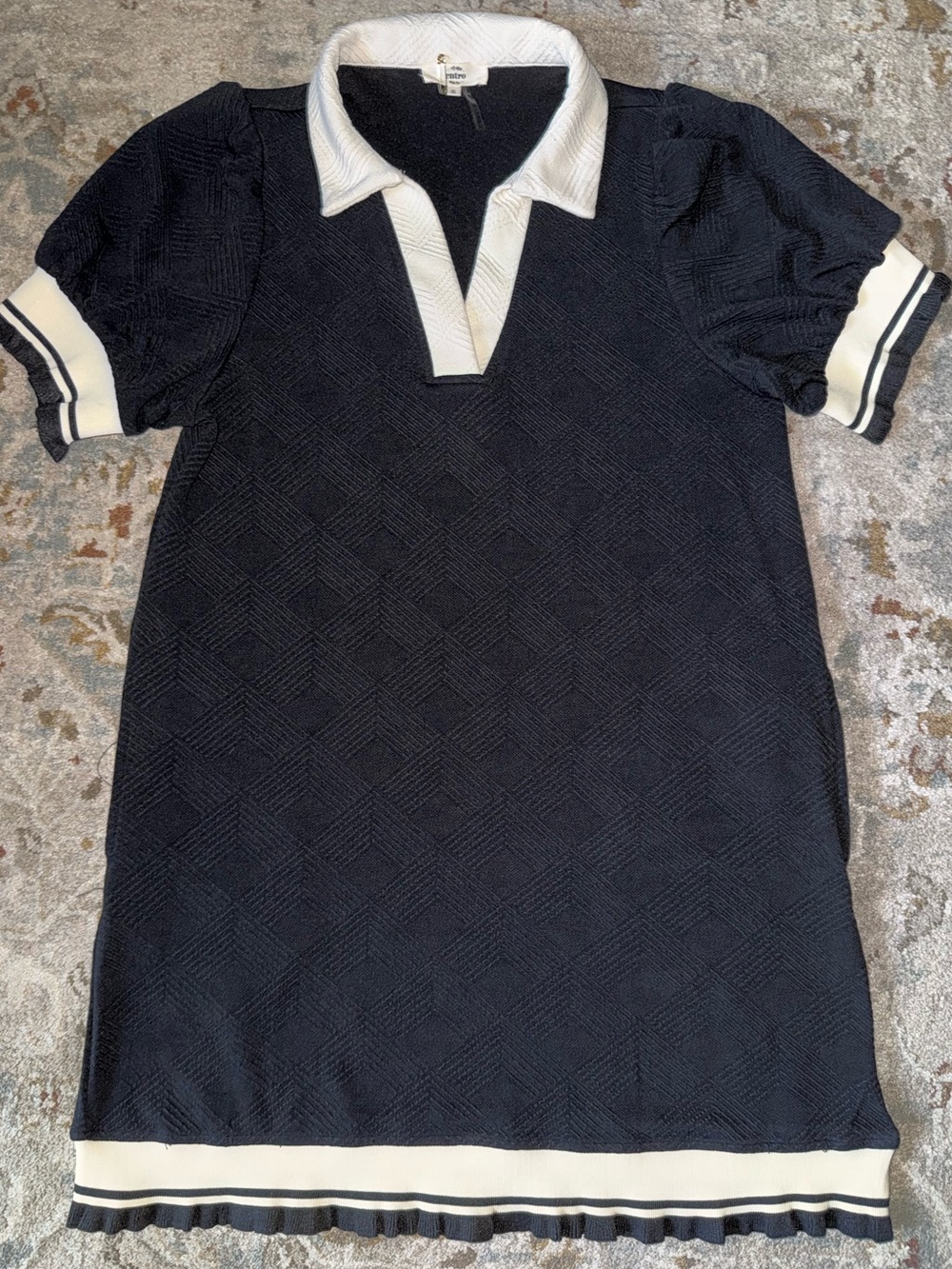 Entro Collared Vneck Dress